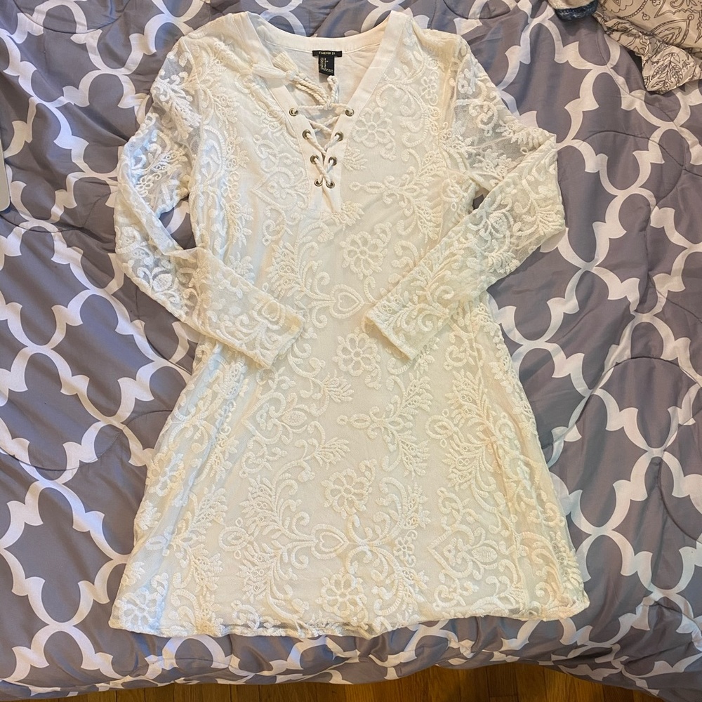 Forever 21 Floral Lace Skater Dress